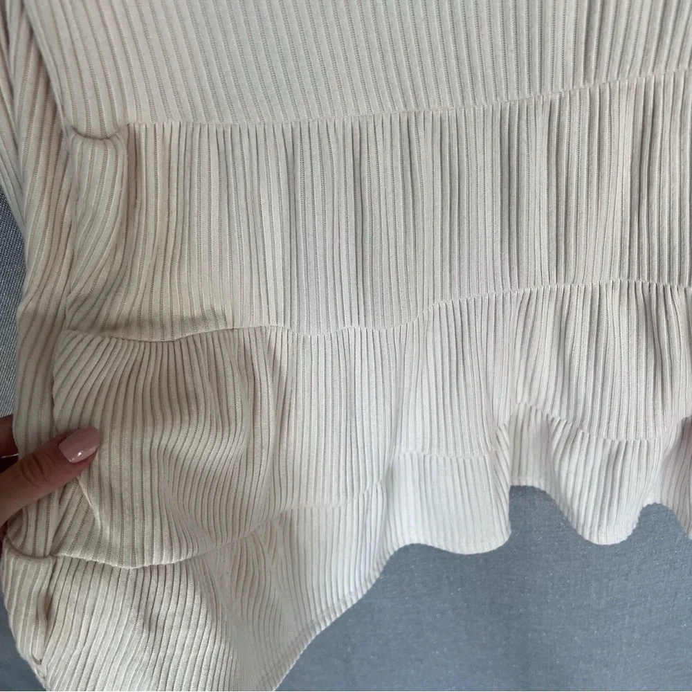 NWOT LC Lauren Conrad Ribbed Cream Ruffled Cardigan Size S - Picture 4 of 4
